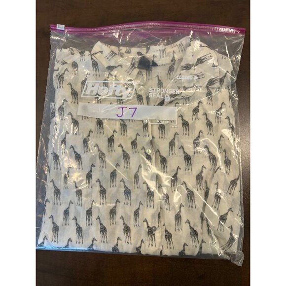 H&M Sheer Cotton Giraffe Print Button Down Shirt Women’s Black White Size 8 - Picture 11 of 11